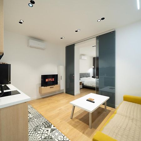 Cosy Urban Central Apartment ティラナ エクステリア 写真