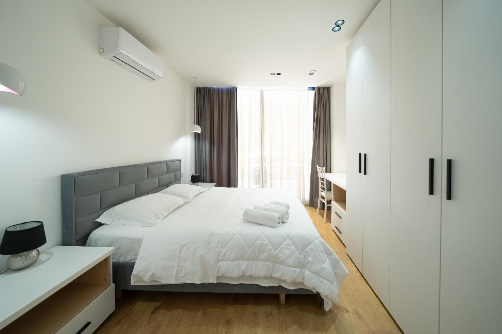 Cosy Urban Central Apartment ティラナ エクステリア 写真